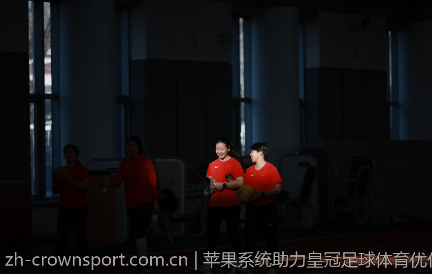 苹果系统助力皇冠足球体育优化体验
